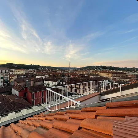 La Casetta Sui Tetti Alba (Piedmont)