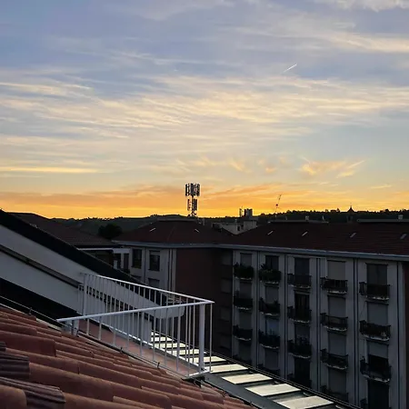 La Casetta Sui Tetti Apartman Alba