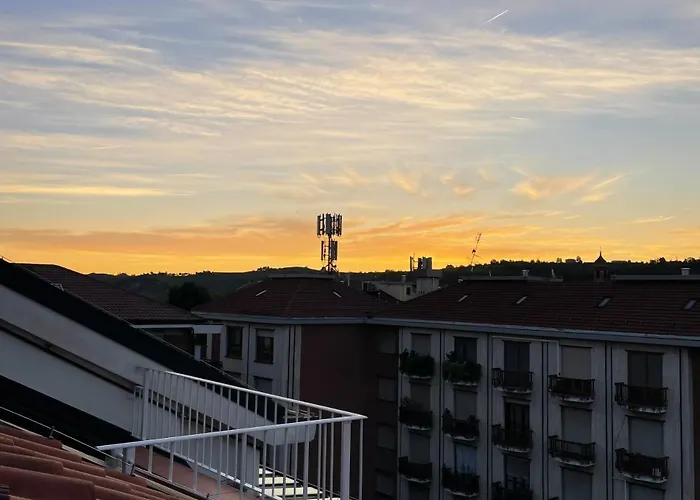 La Casetta Sui Tetti Apartman Alba